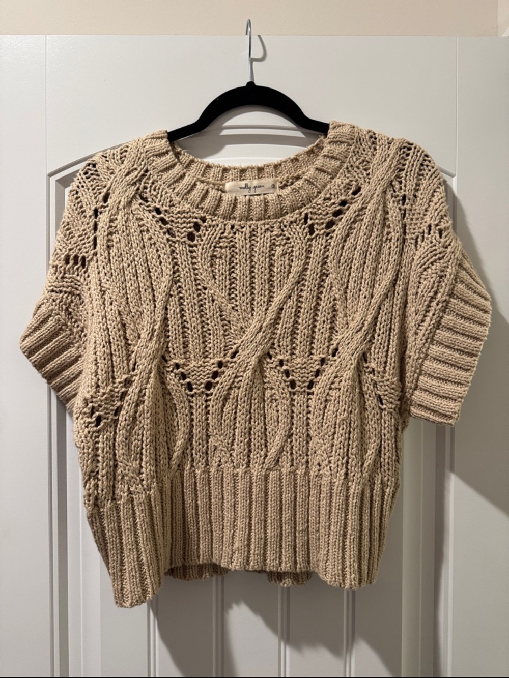 Molly Green Women’s S Beige Short-Sleeve Cable Knit Sweater
